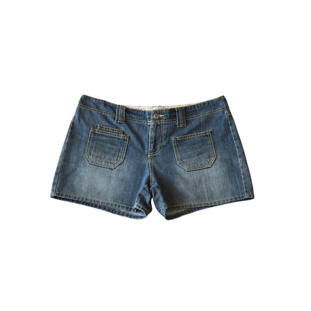 Vintage Old Navy Y2K Mid Rise Denim Shorts Size 8 Patch Pockets